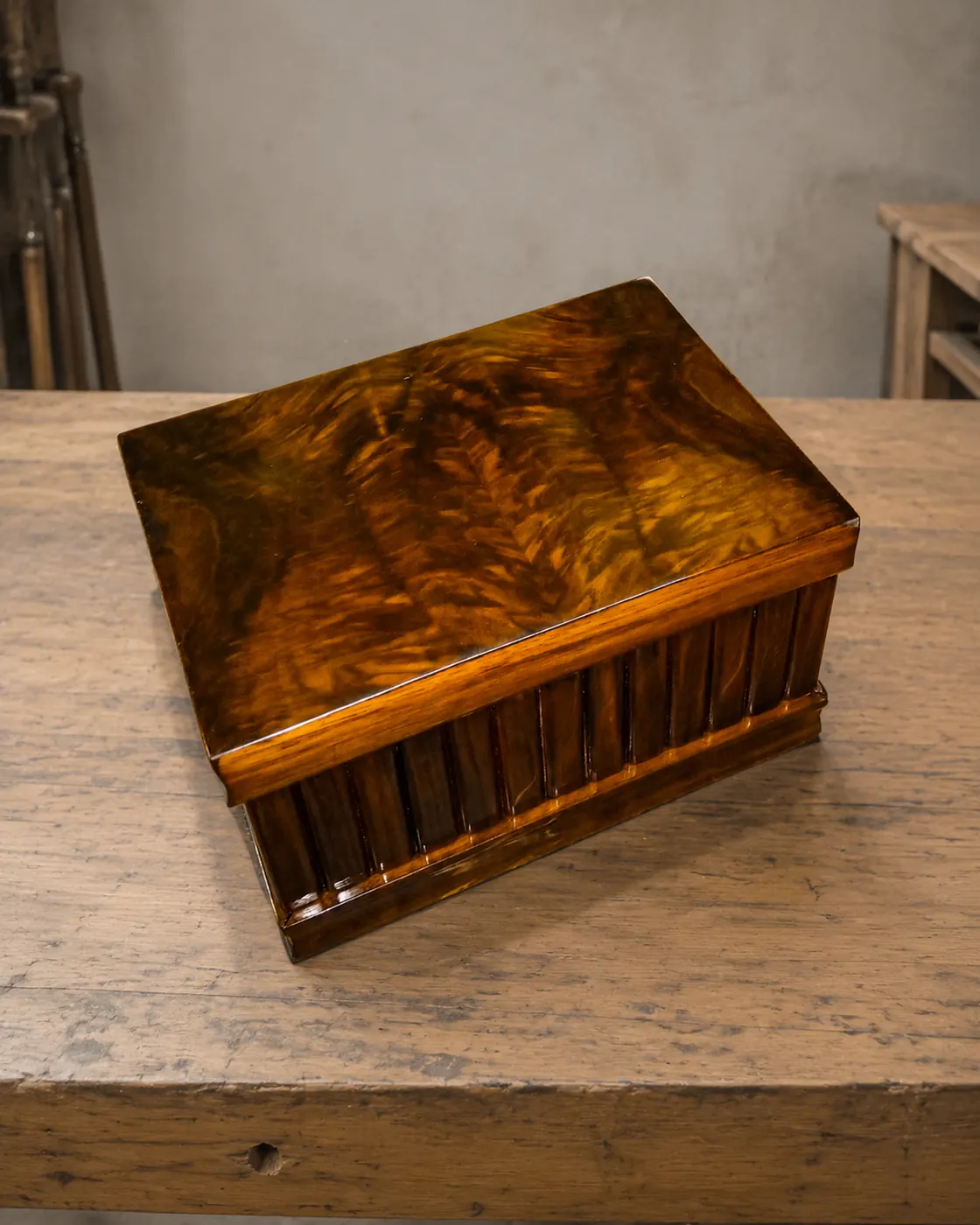Shellac polished burl box